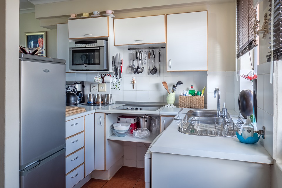 white kitchen image